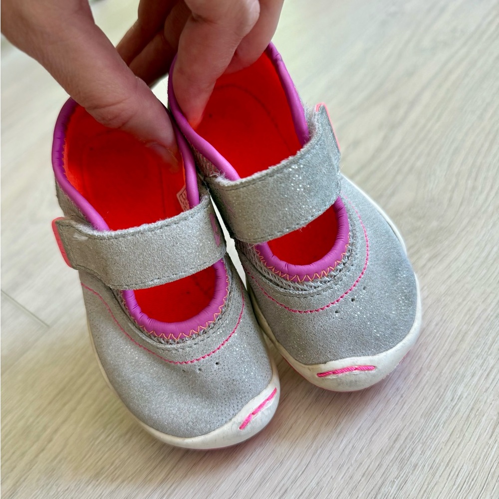 Plae Girl Toddler Shoes Silver Mary Janes Size 5.5